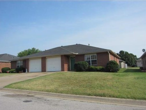 Holly Gardens-Bentonville - Residential Lease