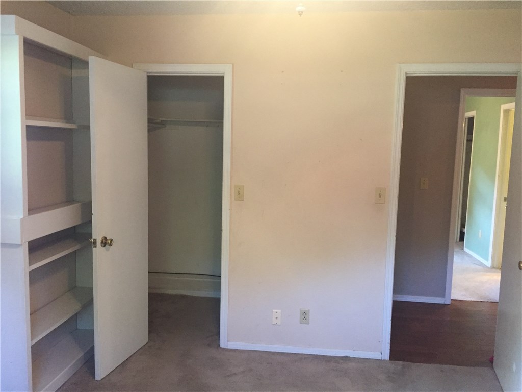 B & W Heights Sub Bentonville - Residential