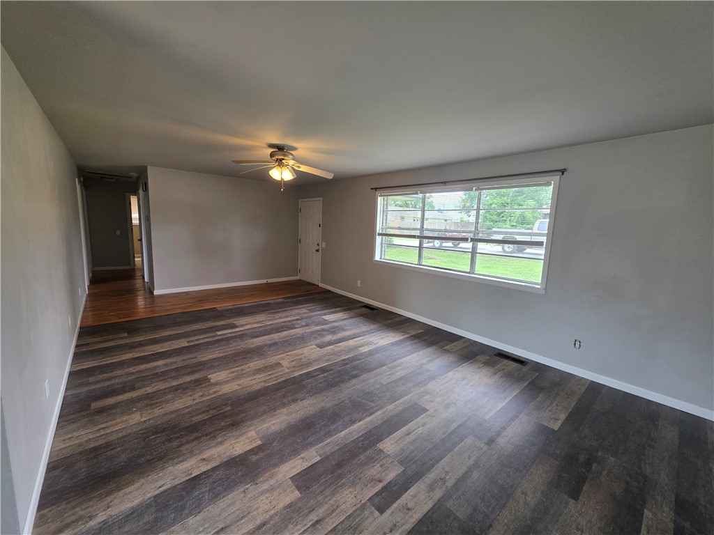 Fairview Heights Add Bentonville - Residential Lease