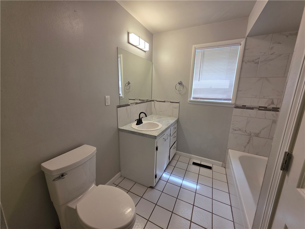 Fairview Heights Add Bentonville - Residential Lease