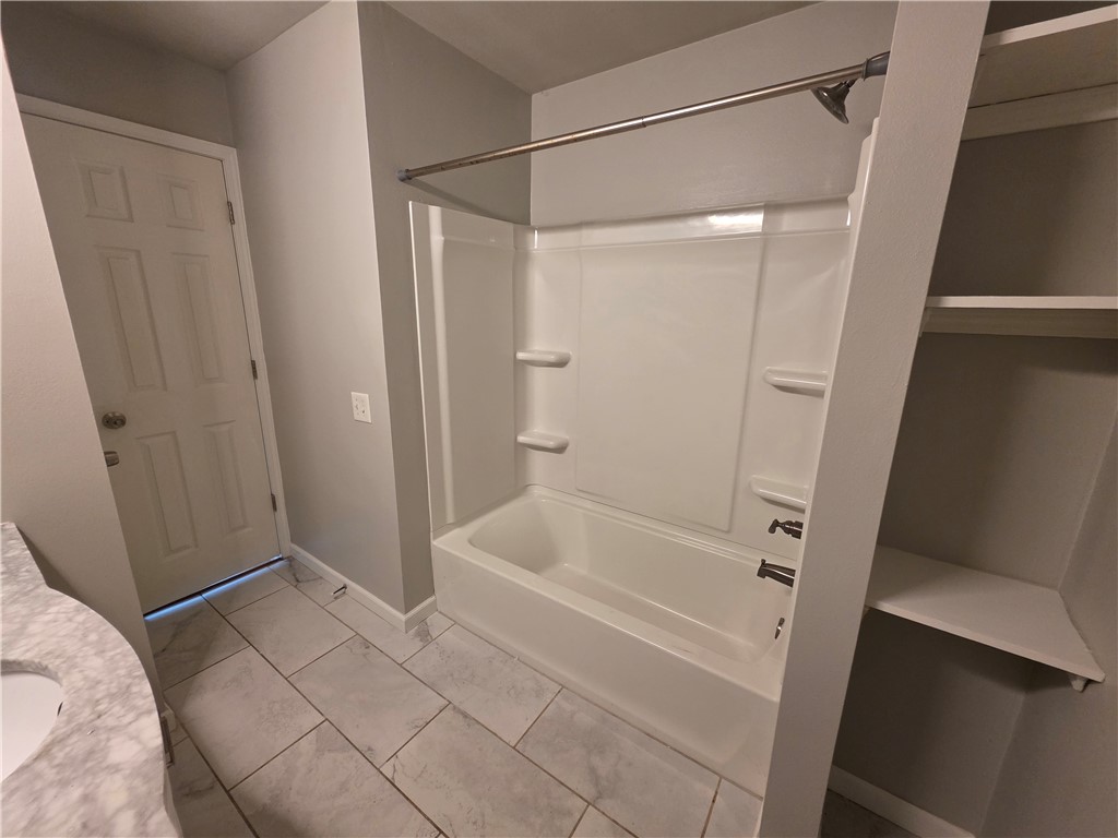 Fairview Heights Add Bentonville - Residential Lease
