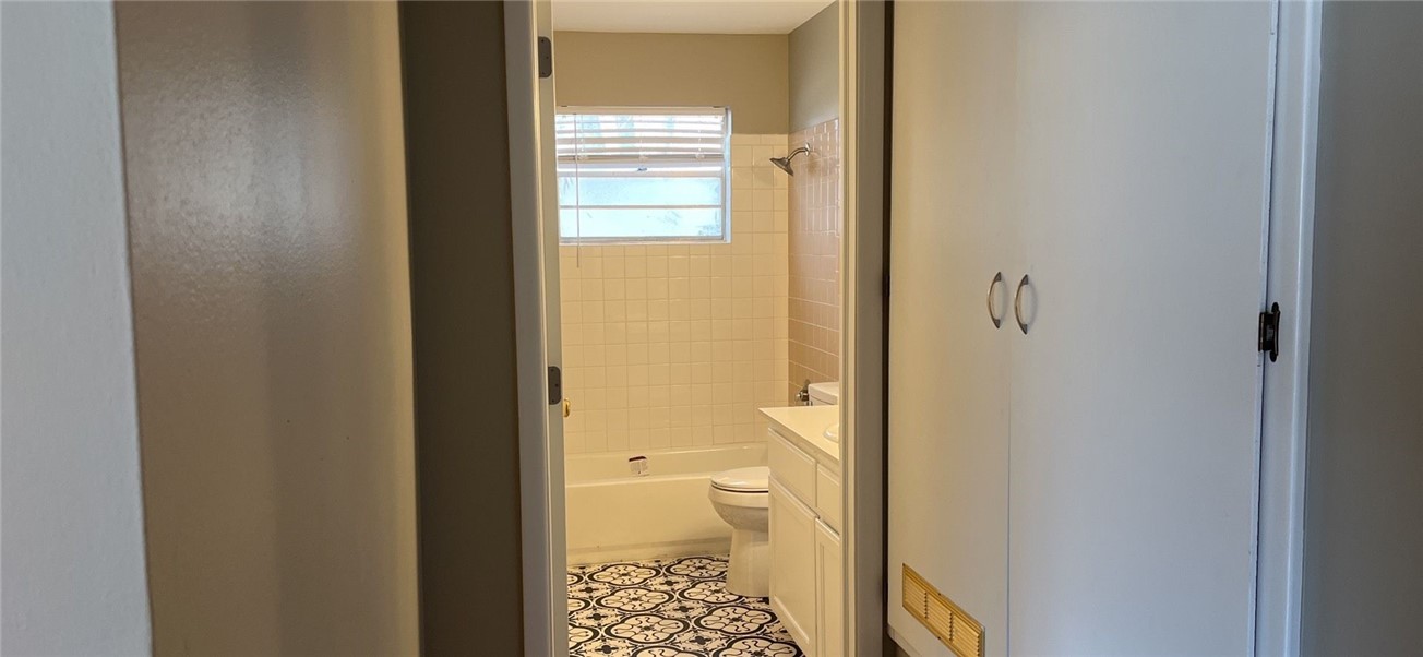 Oak Hill West - Residential Lease