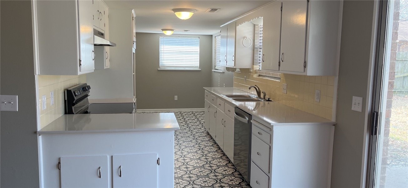 Oak Hill West - Residential Lease