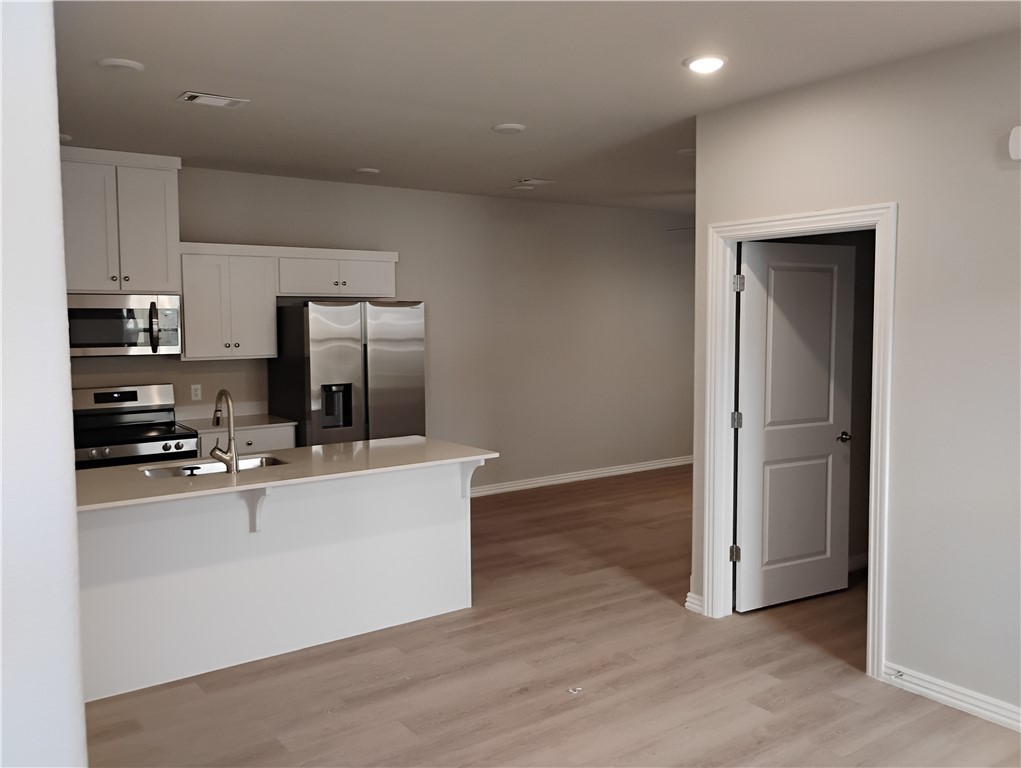 Poigai Estates Ph 1 Bentonville - Residential Lease