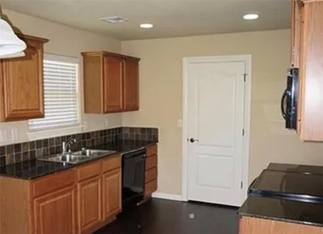 Clabber Creek Ph Iv - Residential Lease