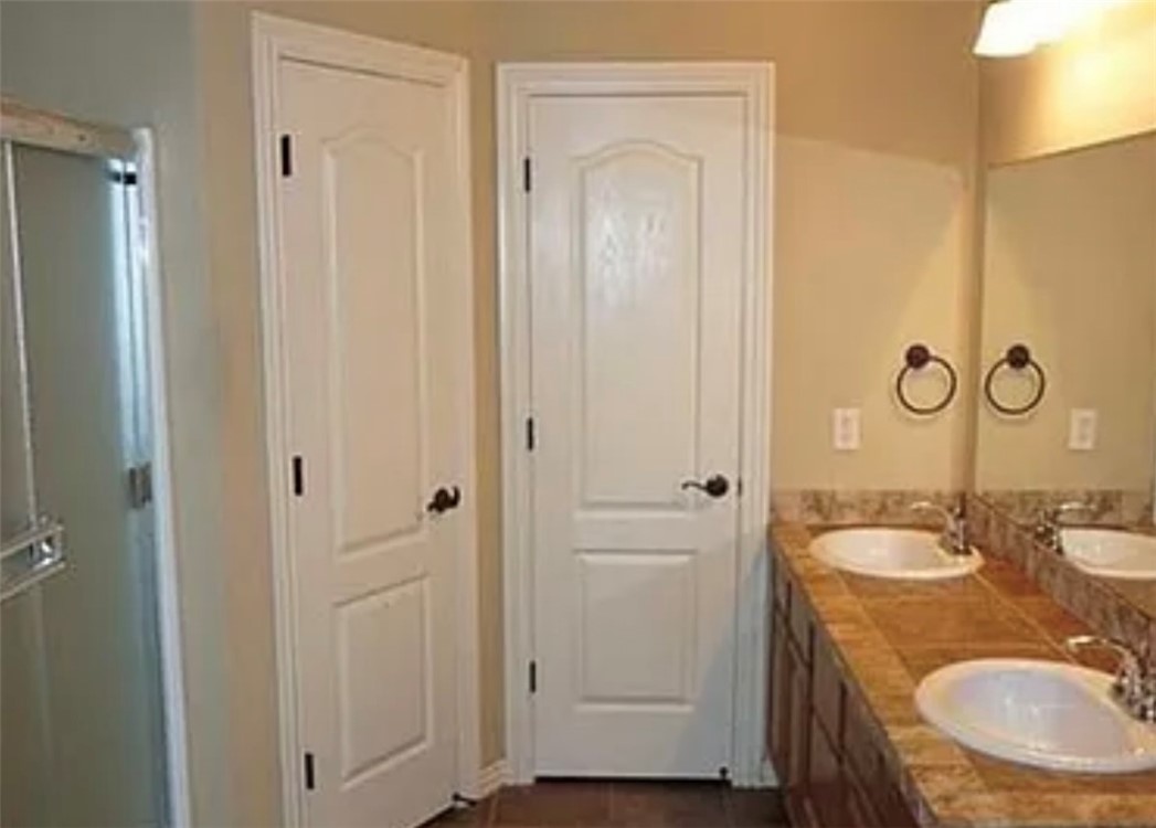 Clabber Creek Ph Iv - Residential Lease