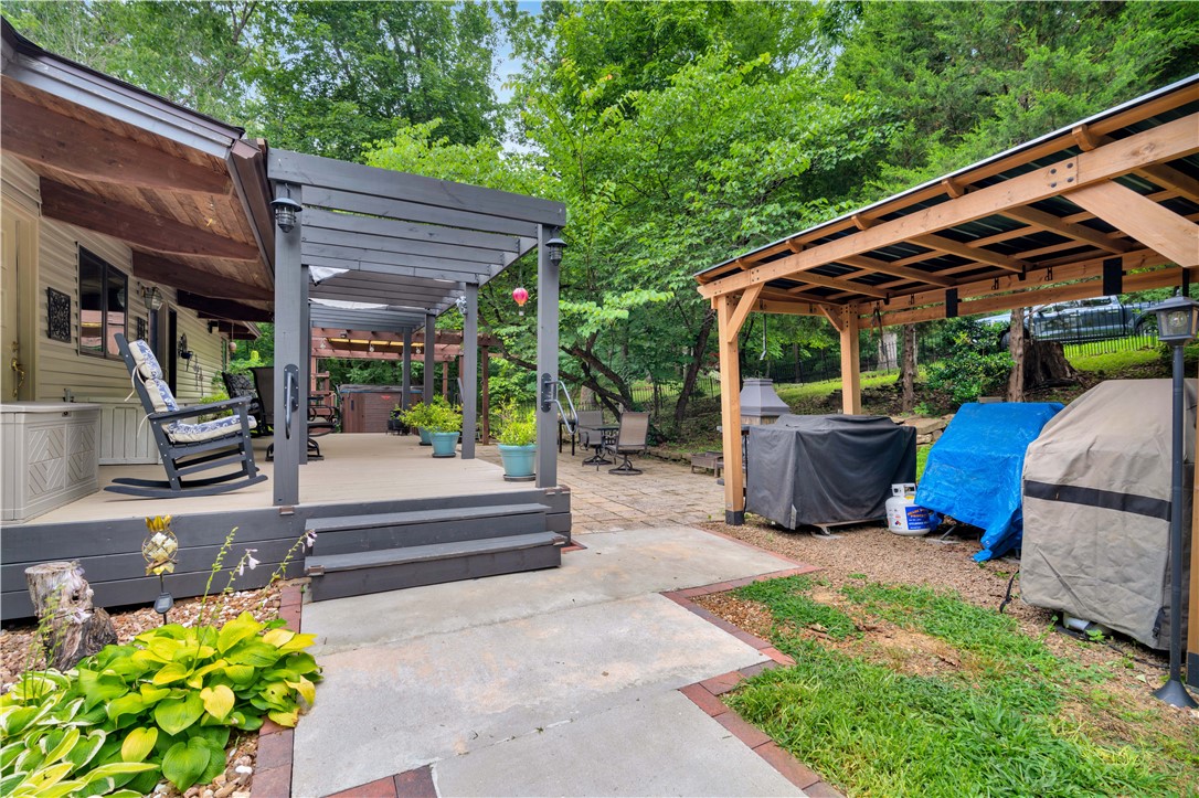 Fox Hunter Estates - Residential