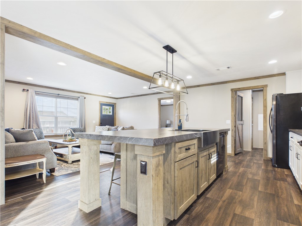 Pine Meadows Sub Div - Residential