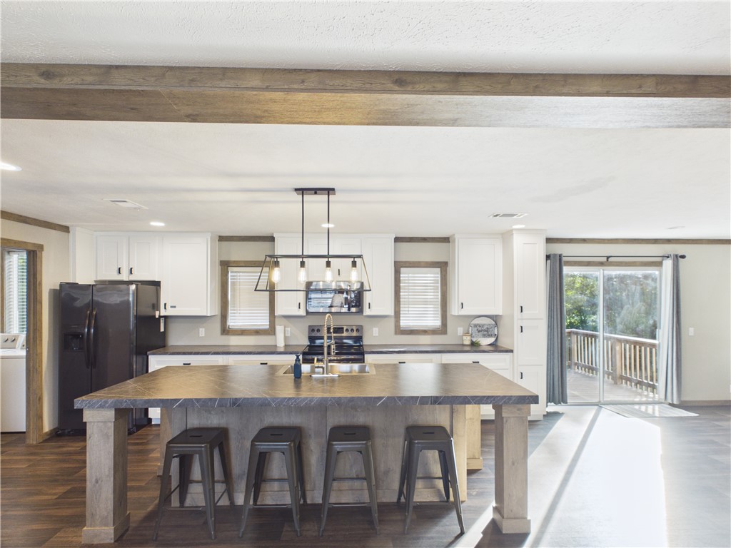 Pine Meadows Sub Div - Residential