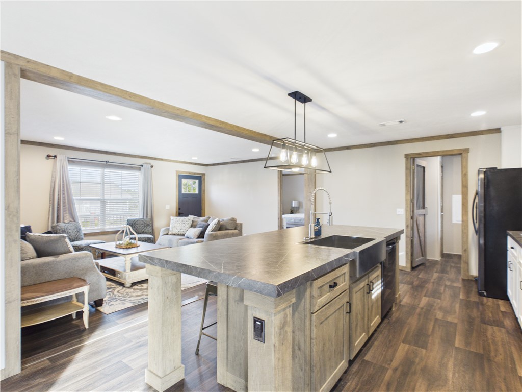 Pine Meadows Sub Div - Residential