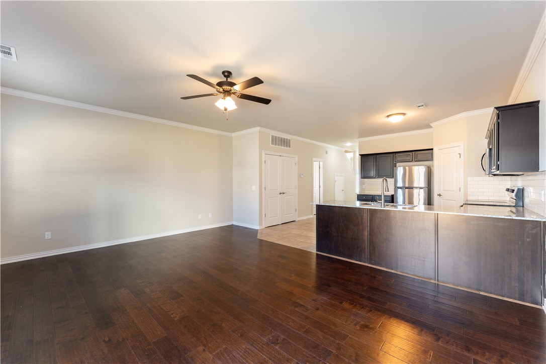 Shadowbrooke At The Peaks ll Hpr Rogers - Residential