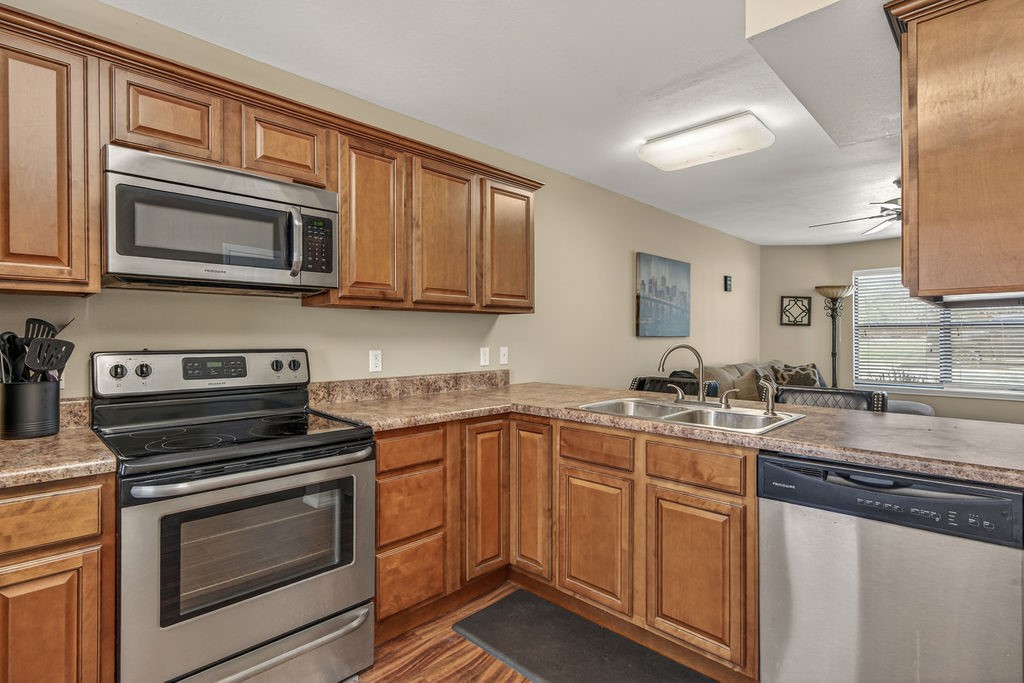 Unit 10 Holiday Island - Residential