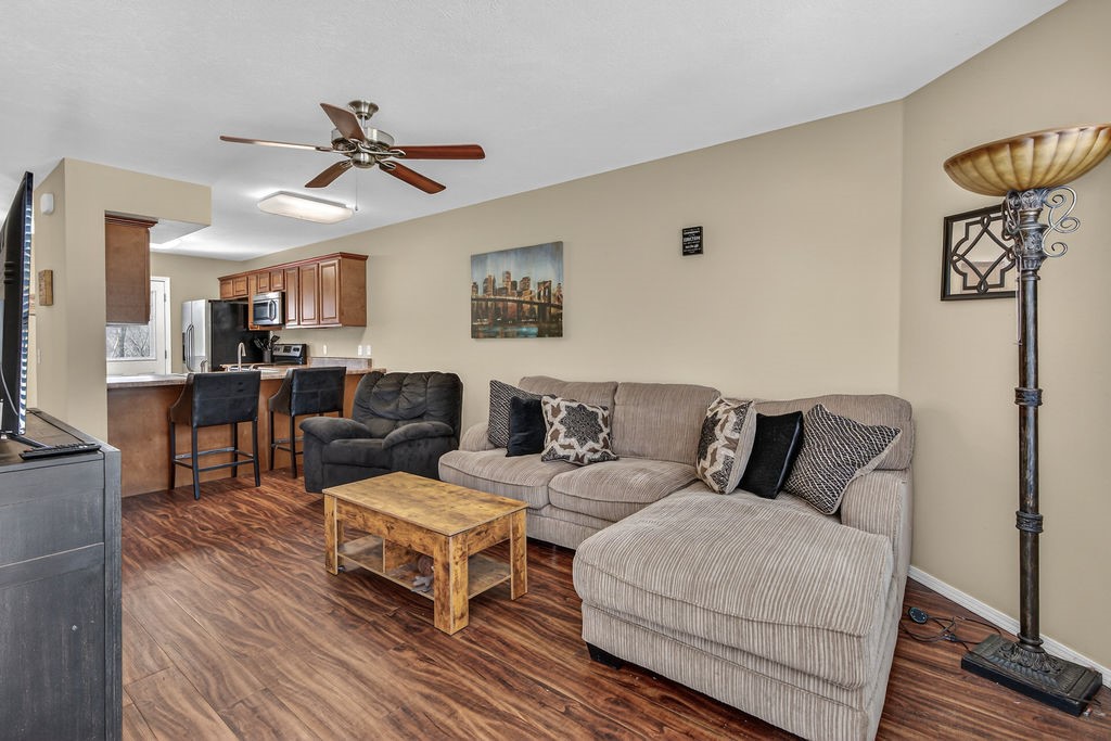 Unit 10 Holiday Island - Residential