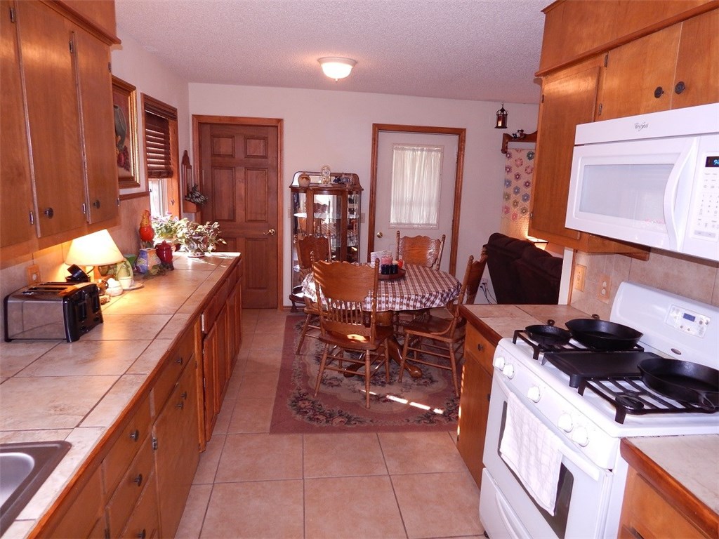 Garrett Tr - Residential