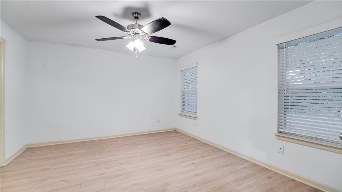Walnut Creek Sub Gravette - Residential
