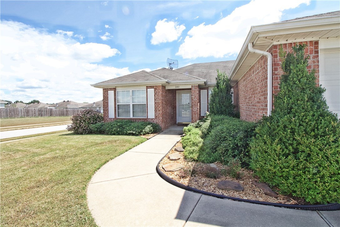 High Meadows Bentonville - Residential
