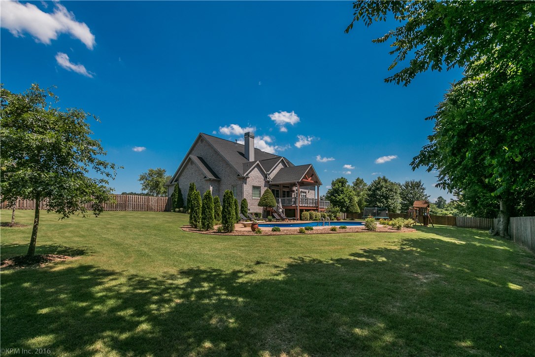 St Valery Downs - Residential