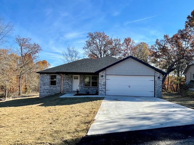 Beautiful Brand New Construction Single Family Home in Bella Vista ready for its new occupant! Never lived in with all the amenities you would want like Quartz counter tops, custom cabinets, 2" faux wood blinds, sodded and landscaped yard and more.