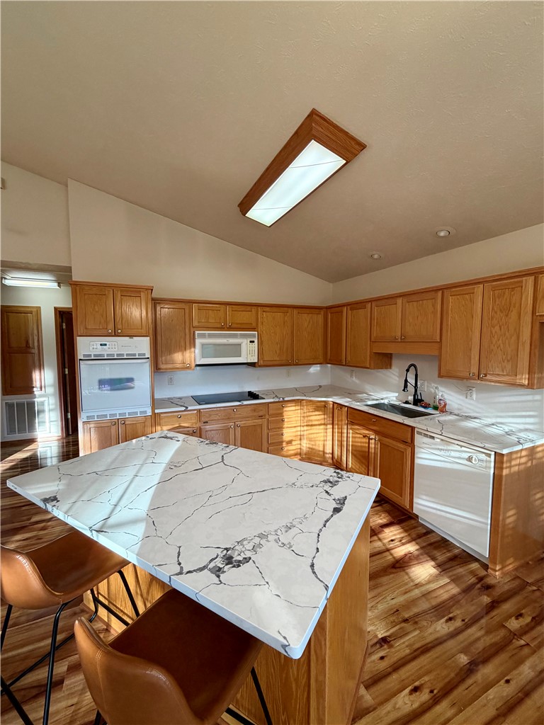 Unit 4 Holiday Island - Residential
