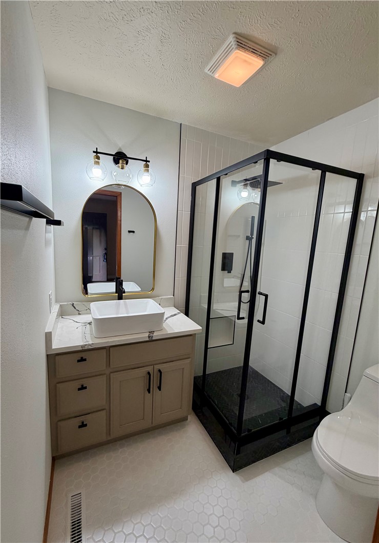 Unit 4 Holiday Island - Residential