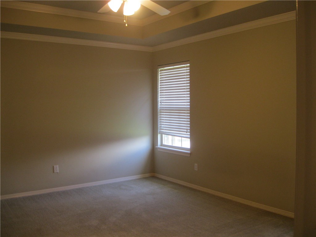 Standing Oaks - Residential Lease