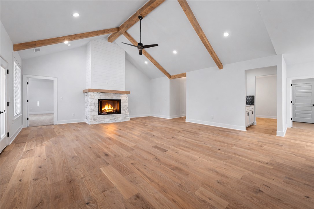 MAPLE ESTATES PH III-CENTERTON - Residential