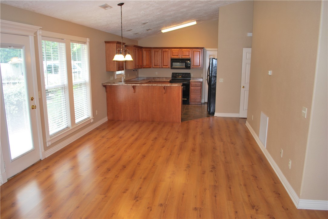 Beauchamps Add Siloam Spgs - Residential Lease