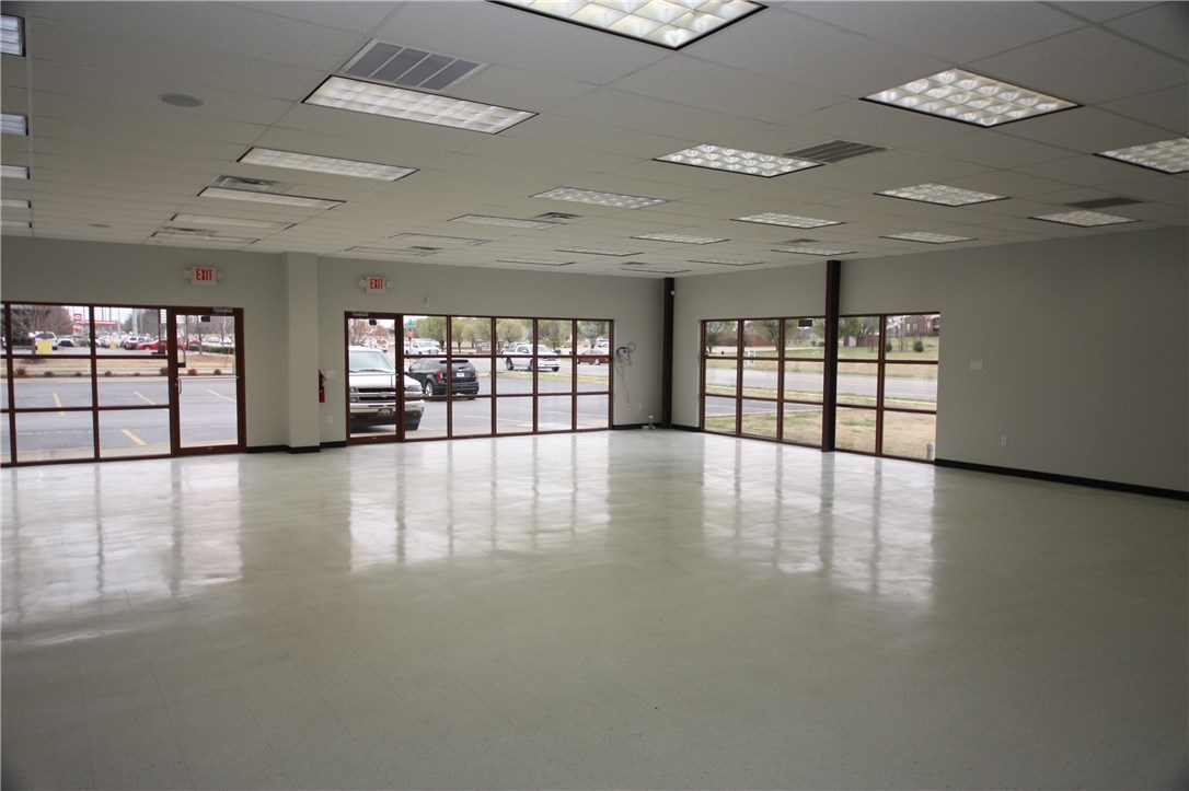 Will Moore Sub Ph 2 Bentonville - Commercial Lease
