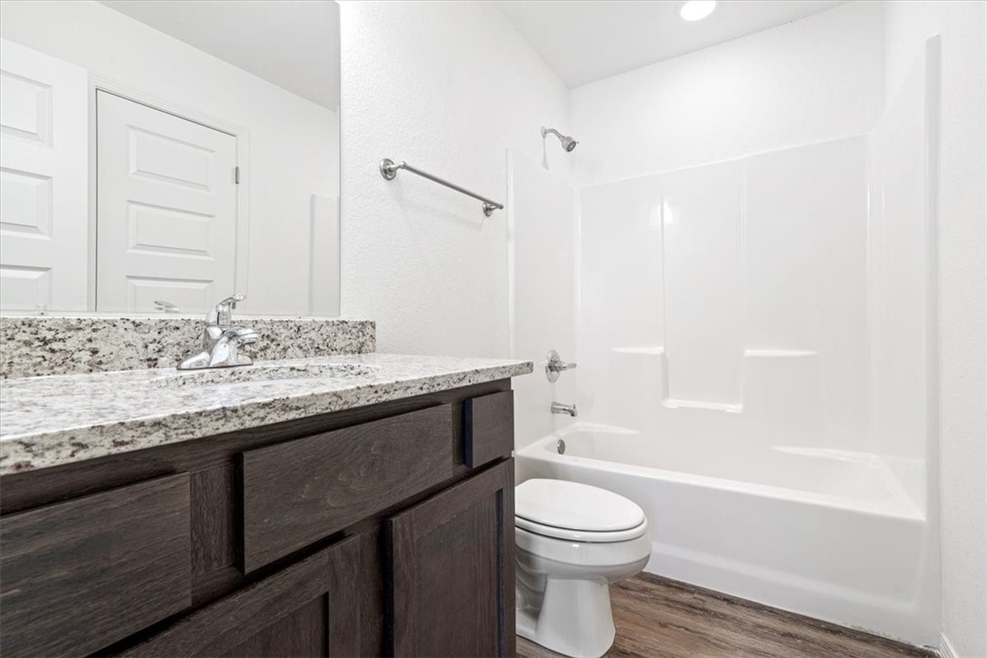 Towne West Sub Ph - Residential Lease