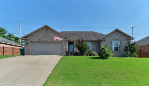 Three bedroom / two bathroom home in Shiloh Manor Subdivision with approximately 1560 square feet! Conveniently located near the front of the neighborhood, this home features a wood floors, granite kitchen countertops, a landscaped front yard and plenty of storage space. Act fast!