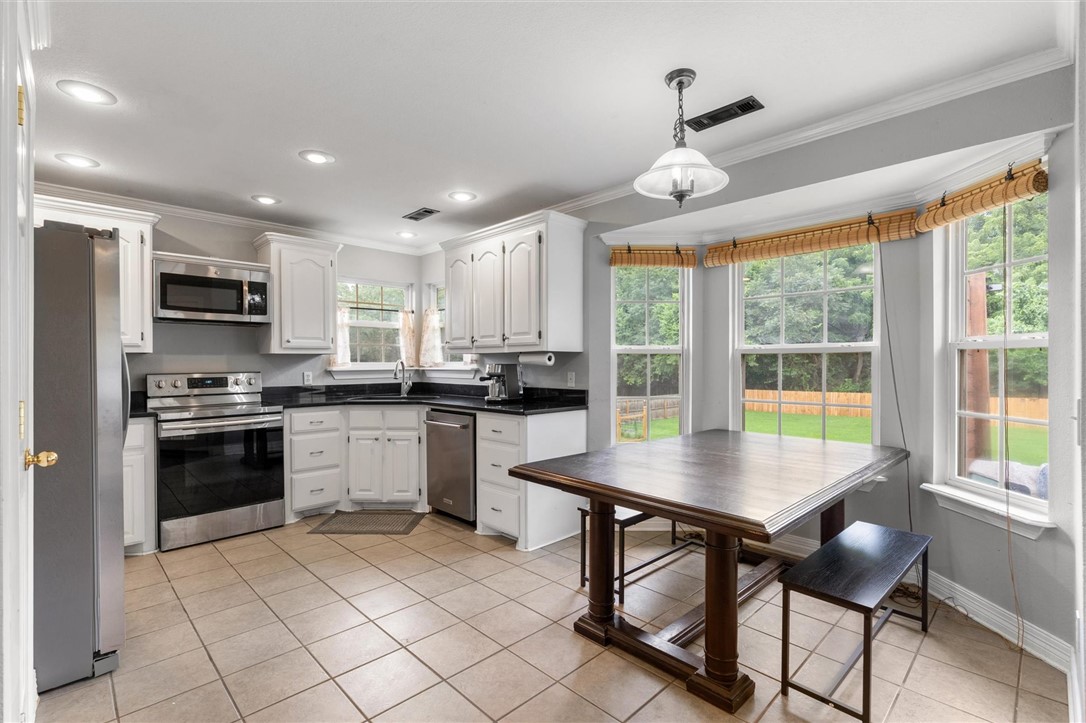 Weston Hills Ph Ii Cave Spgs - Residential