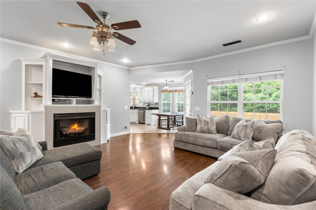 Weston Hills Ph Ii Cave Spgs - Residential