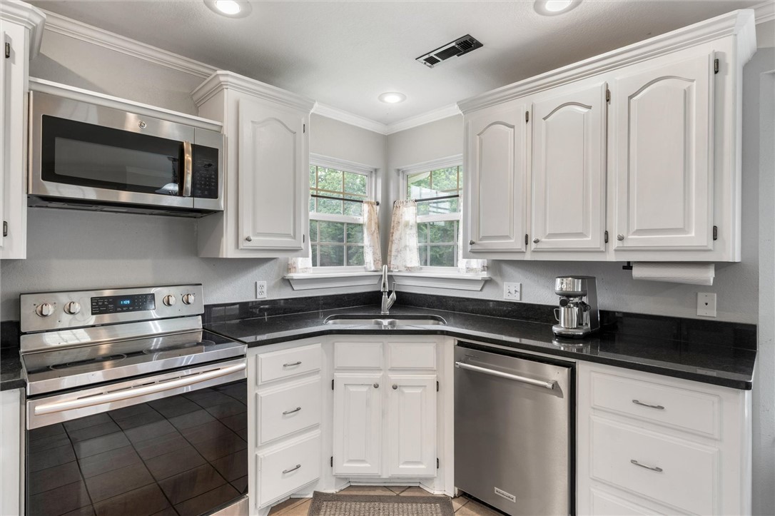 Weston Hills Ph Ii Cave Spgs - Residential