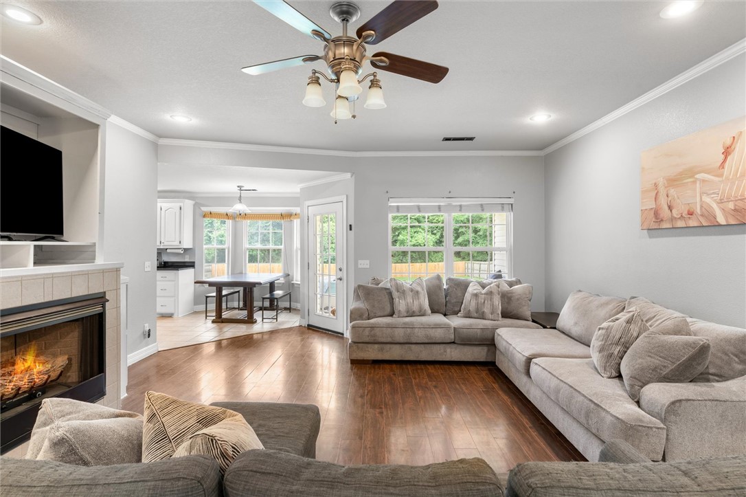Weston Hills Ph Ii Cave Spgs - Residential