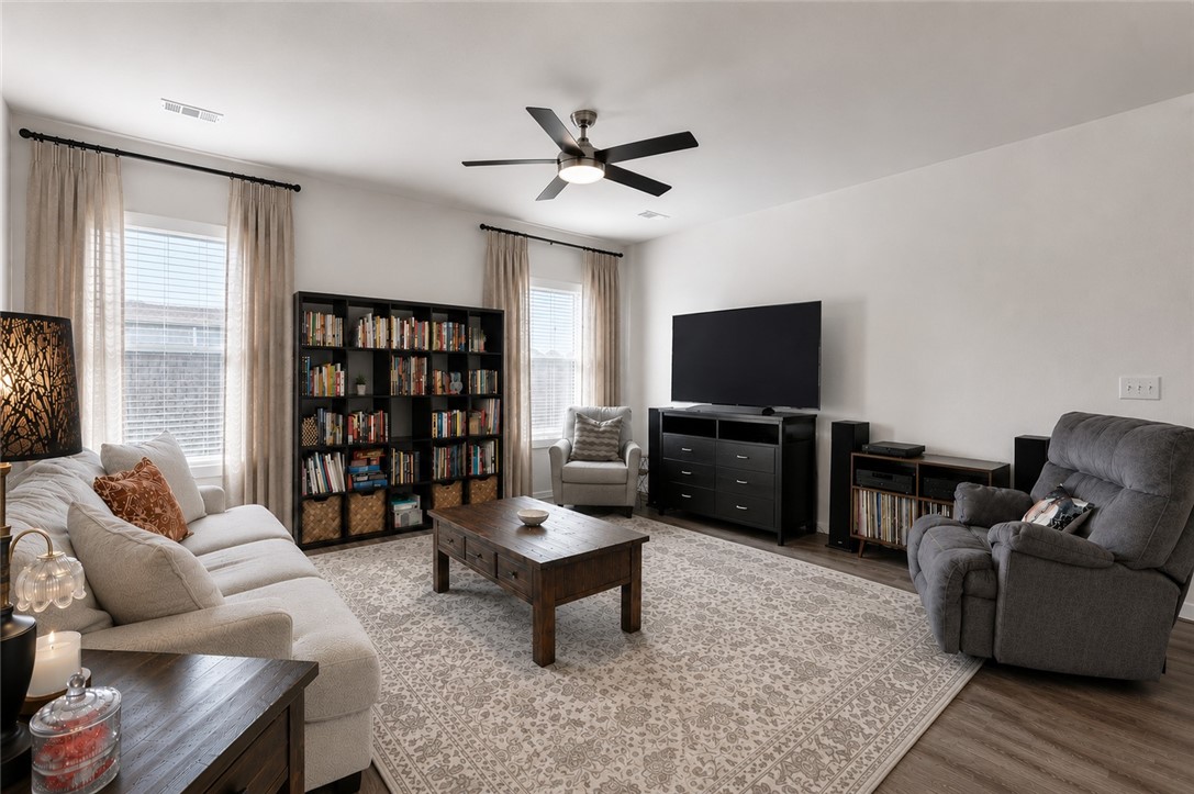 Walnut Hill Sub Ph Ii Pea Ridge - Residential
