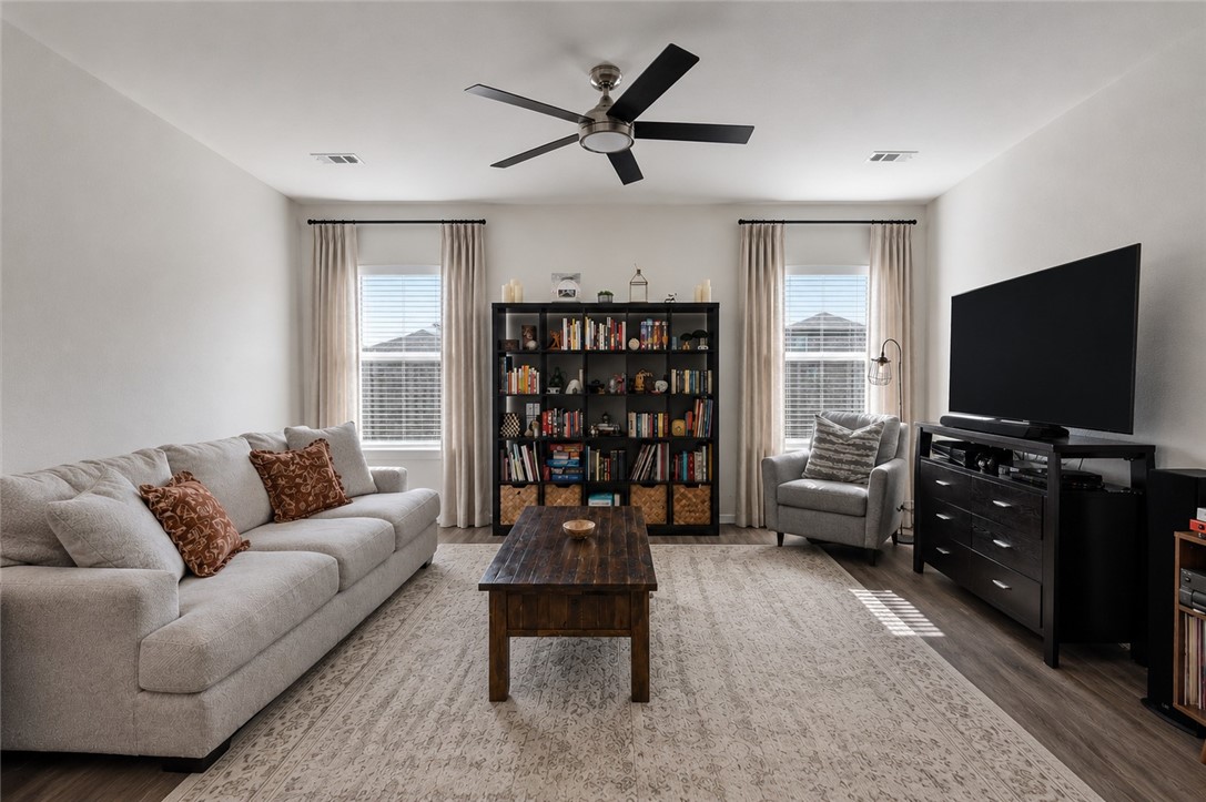 Walnut Hill Sub Ph Ii Pea Ridge - Residential