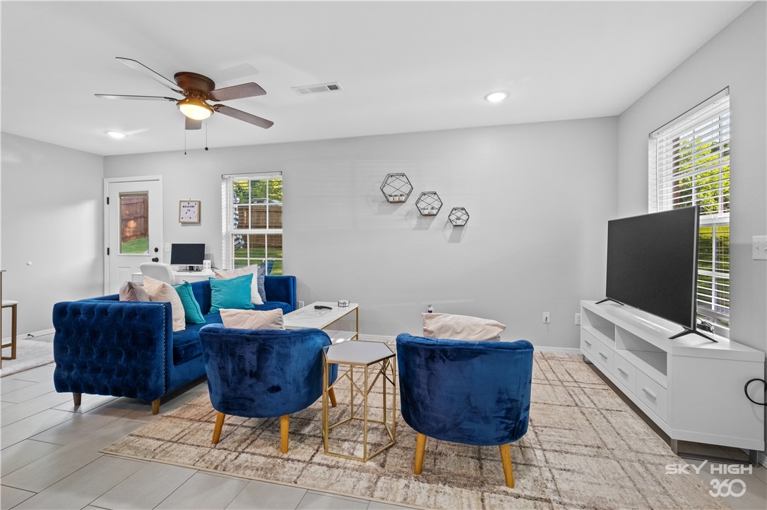 Cedarpoint Sub - Residential Lease