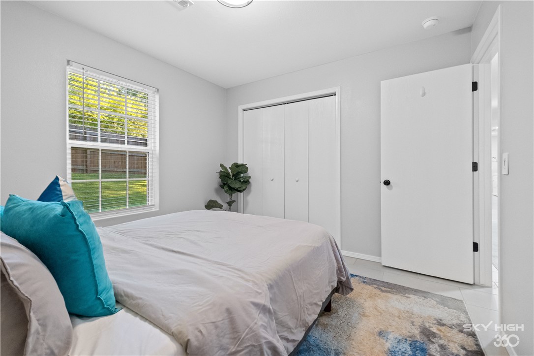 Cedarpoint Sub - Residential Lease