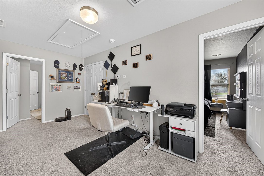 Lincoln Place Lowell - Residential