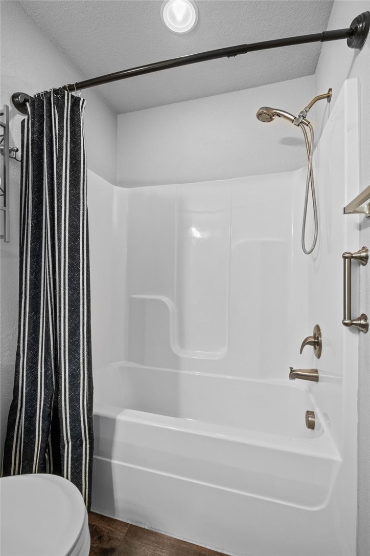 Park Meadows Ph I - Residential Lease