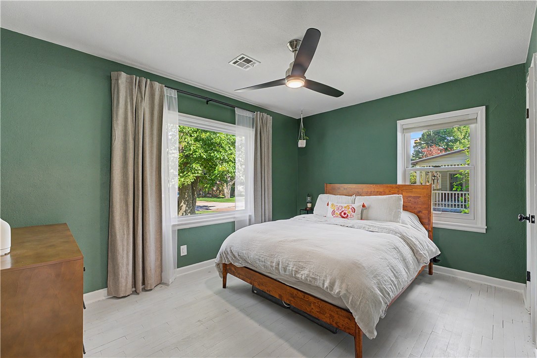 Ralph Jones Sub Siloam Spgs - Residential