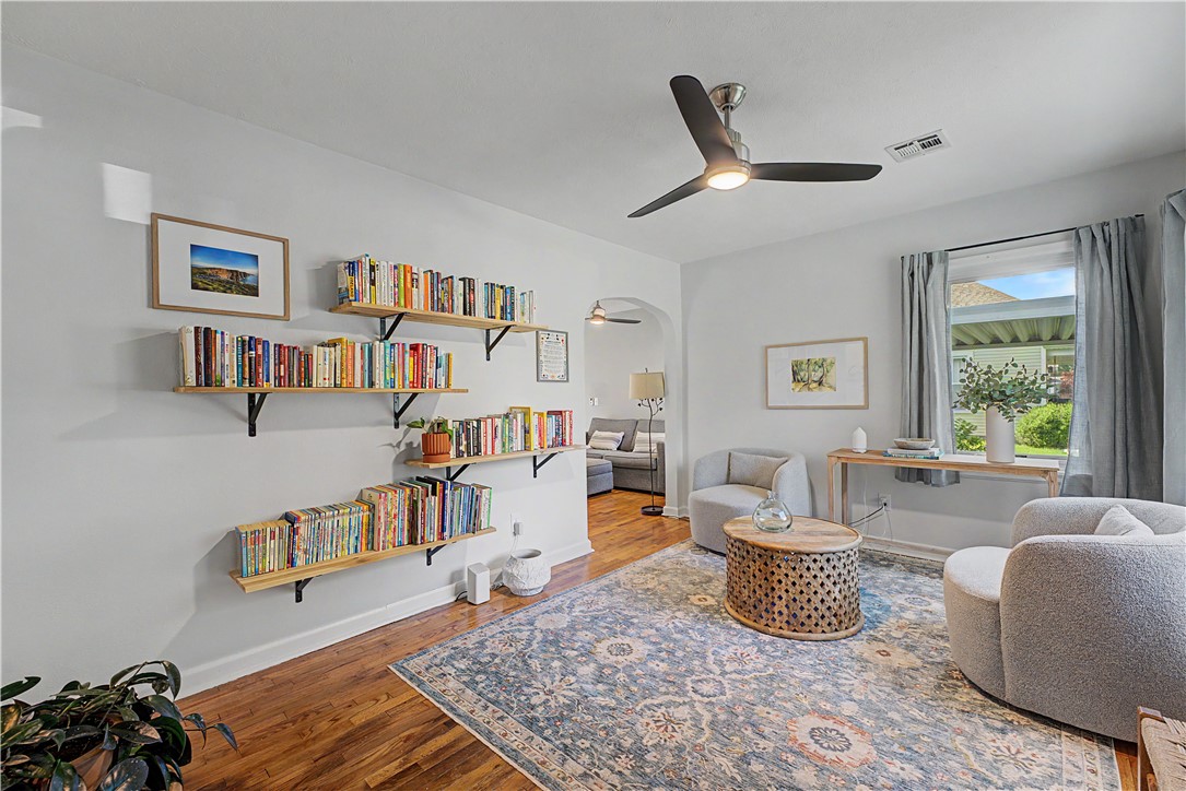 Ralph Jones Sub Siloam Spgs - Residential