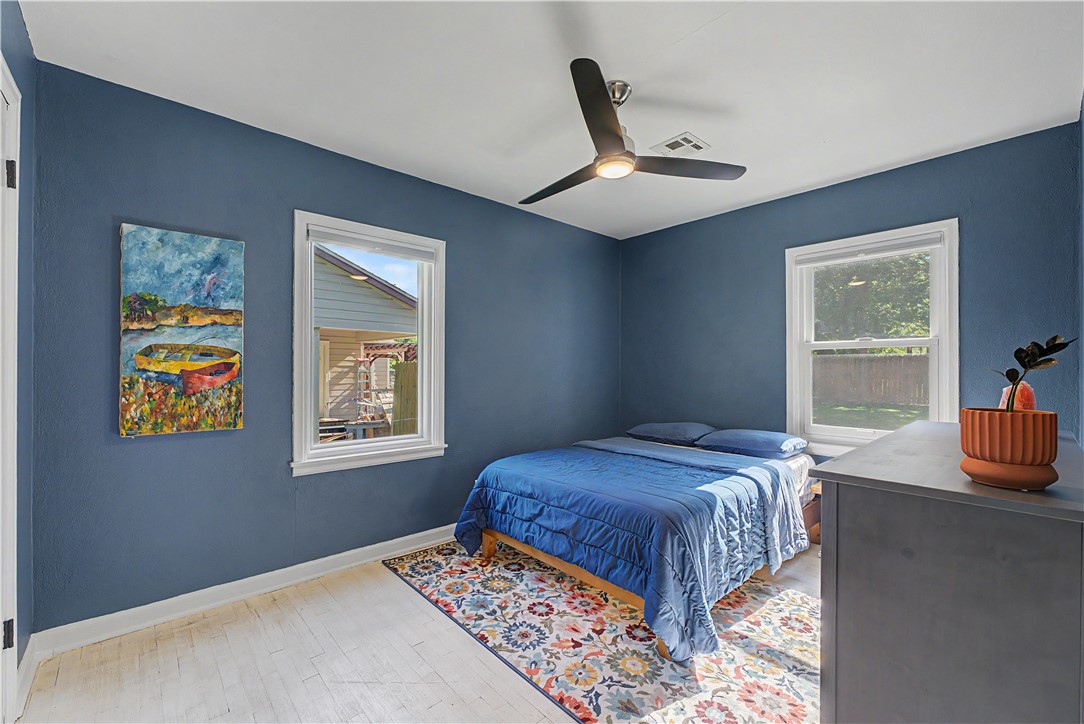 Ralph Jones Sub Siloam Spgs - Residential