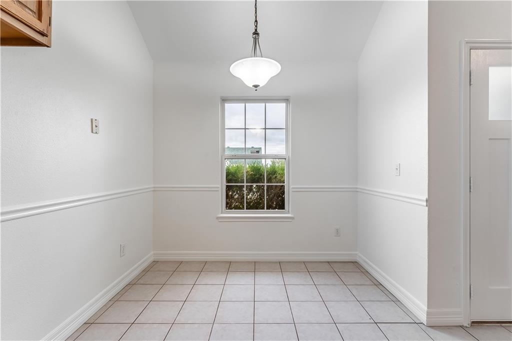 Victoria Place Rogers - Residential