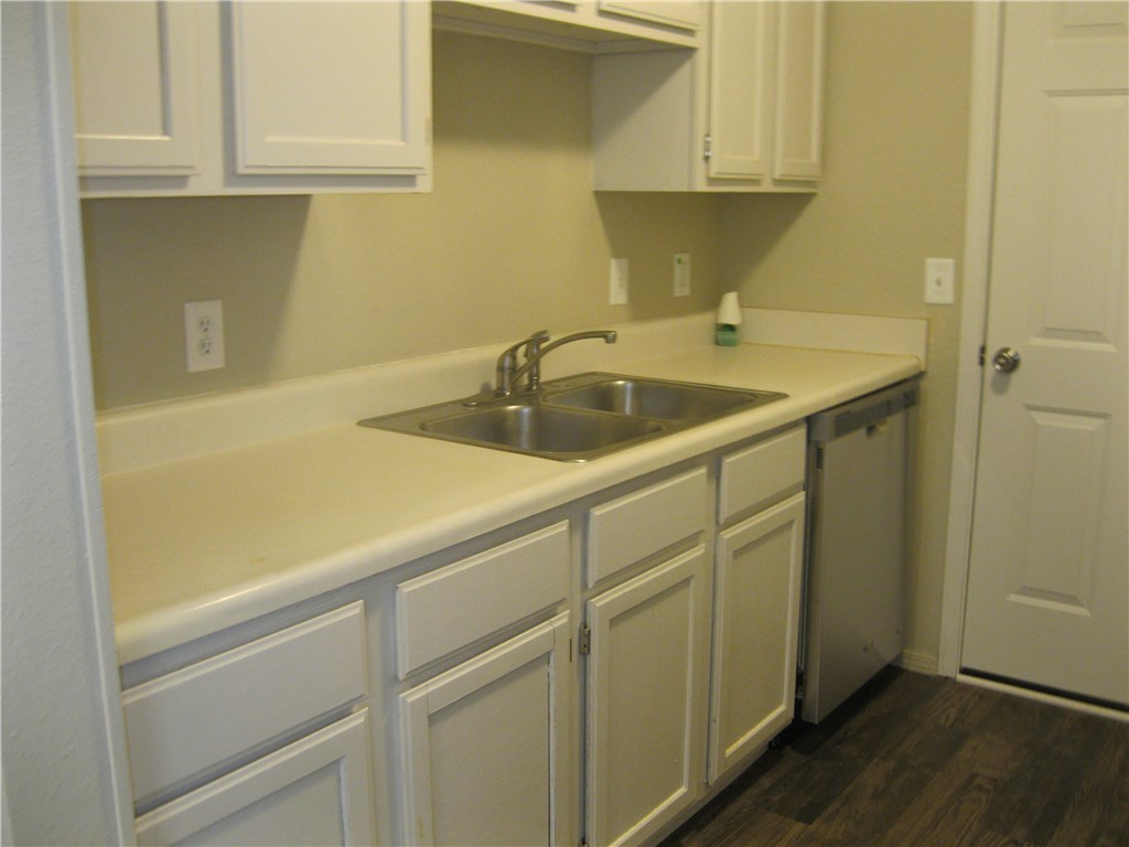 Brookhollow Park Sub Bentonville - Residential Lease