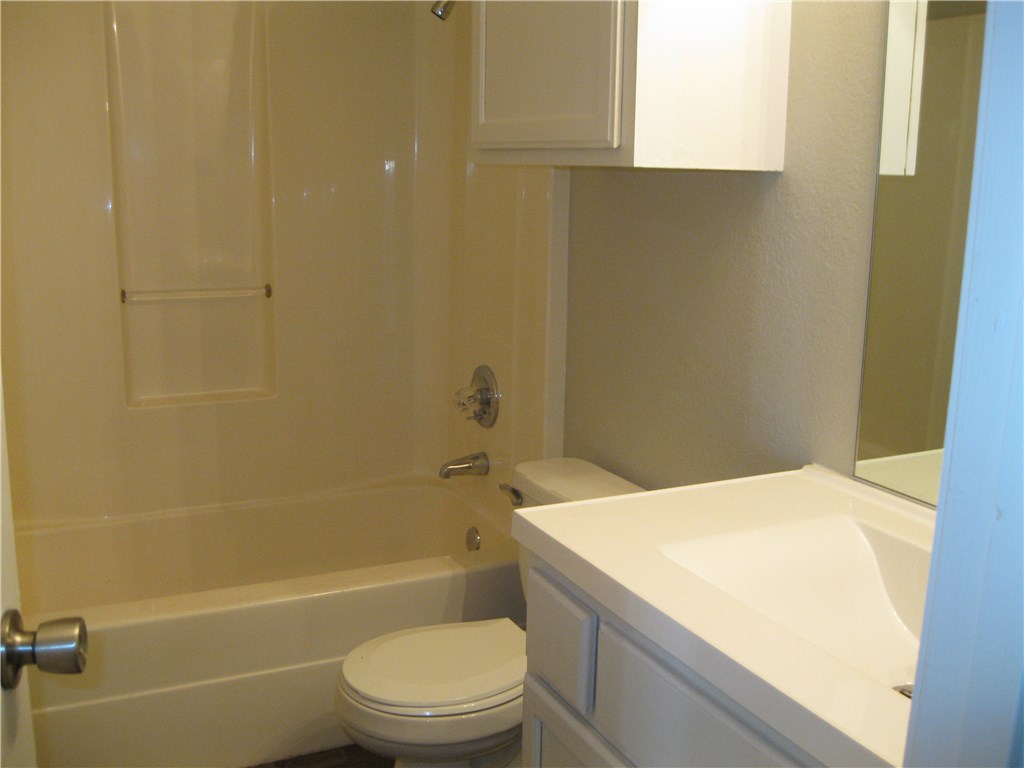 Brookhollow Park Sub Bentonville - Residential Lease