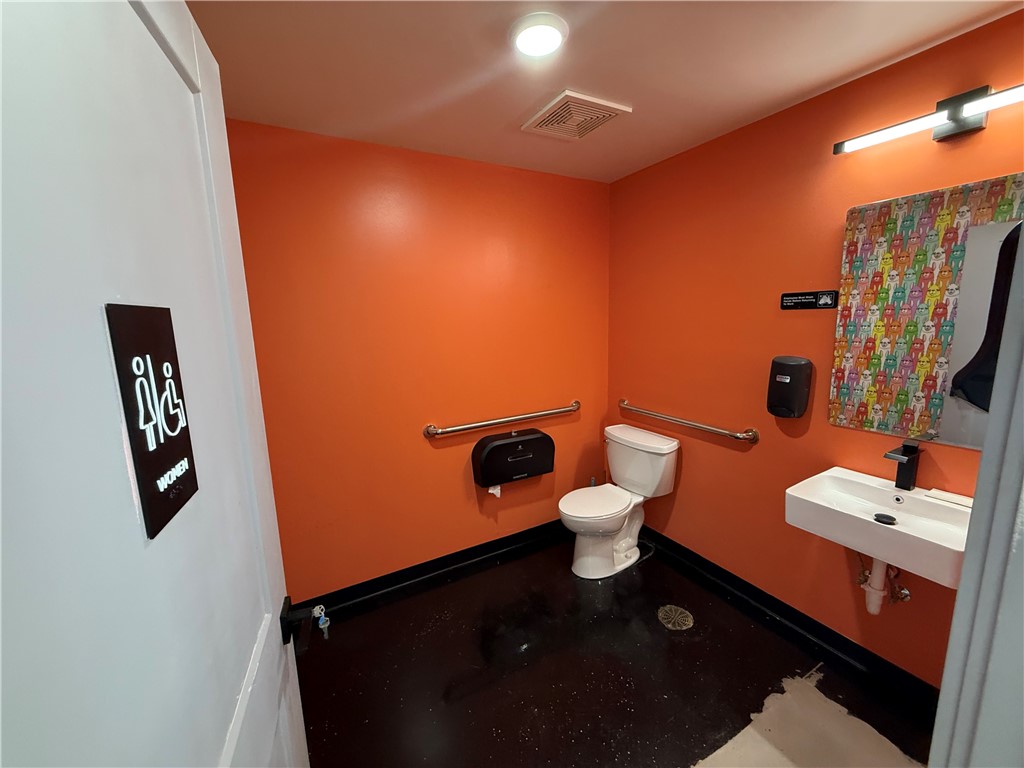 Admiral Add - Commercial Lease