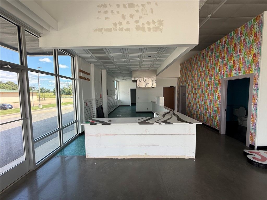 Admiral Add - Commercial Lease