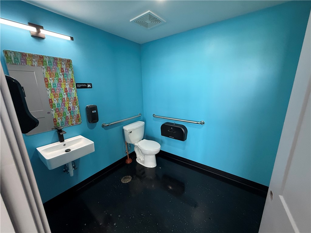 Admiral Add - Commercial Lease