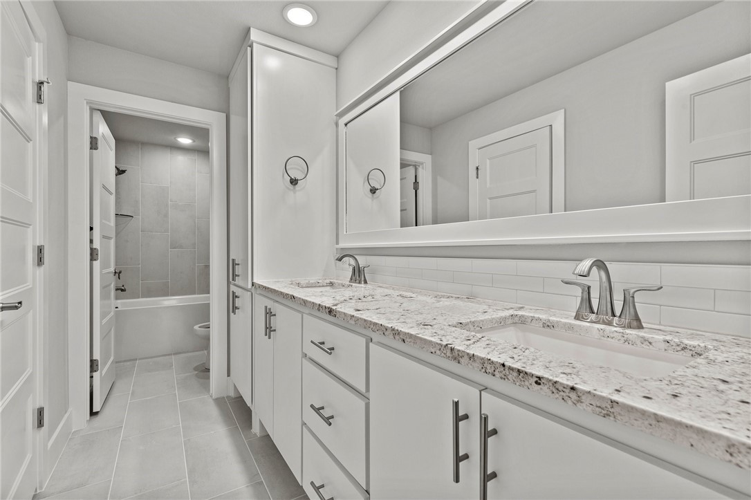 The Greens at Sugar Creek - Residential Lease